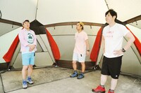 LOGOS会社見学の様子。