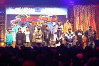 「BAZOOKA!!! 第8回高校生RAP選手権」の様子。 (c)areUme?