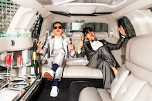 「ニューヨーク ベストネタDVD収録ライブ」メインビジュアル (c)吉本興業