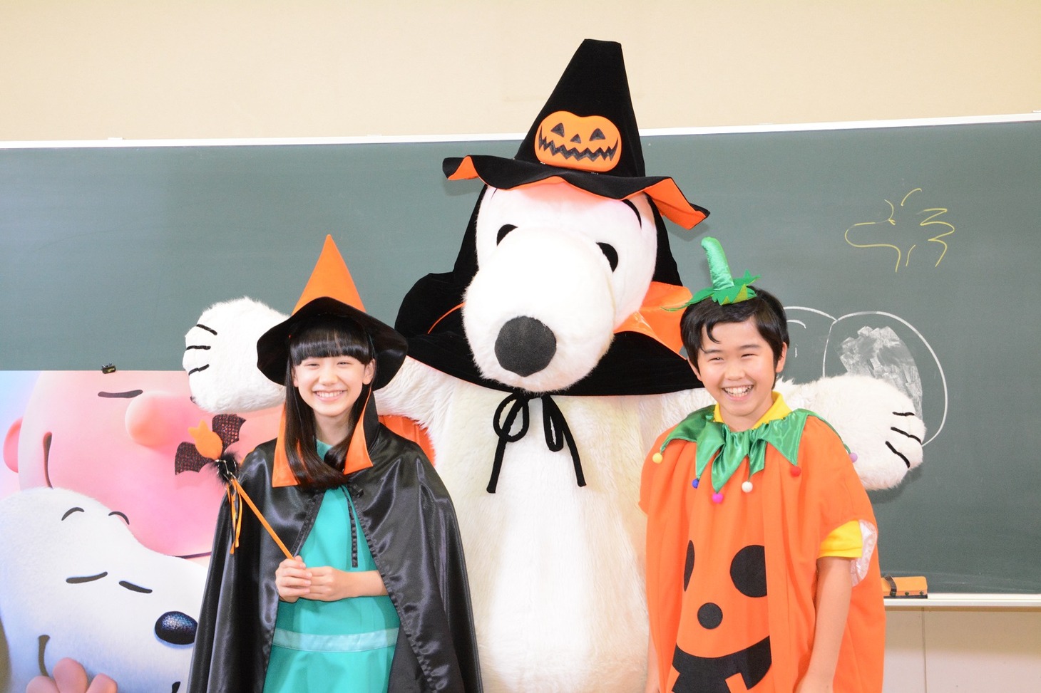 「I LOVE スヌーピー THE PEANUTS MOVIE」の公開アフレコイベントの様子。