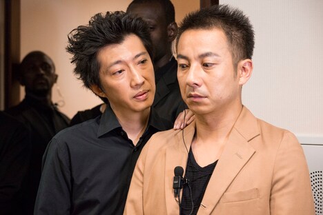 「『踊る大宣伝会議、或いは私は如何にして踊るのを止めてゲームのルールを変えるに至ったか。』Season2」に出演する我が家・坪倉（右）。