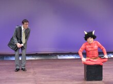 「ブッチャーブラザーズ結成35周年記念ライブ『売れるためにはやめないこと！』」のワンシーン。