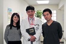 （左から）白石美帆、千鳥ノブ、ピース綾部。(c)東海テレビ