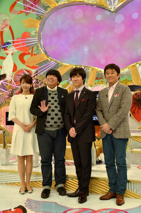 （左から）加藤綾子フジテレビアナウンサー、バナナマン日村、内村光良、坂上忍。