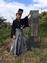 「てくてく歩いてチャリンチャリン1歩1円」の第1回に出演するお侍ちゃん。(c)テレビ東京