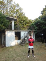 「RGと廃墟をめぐり廃墟あるあるを一個だけ見つけるバスツアー」の様子。