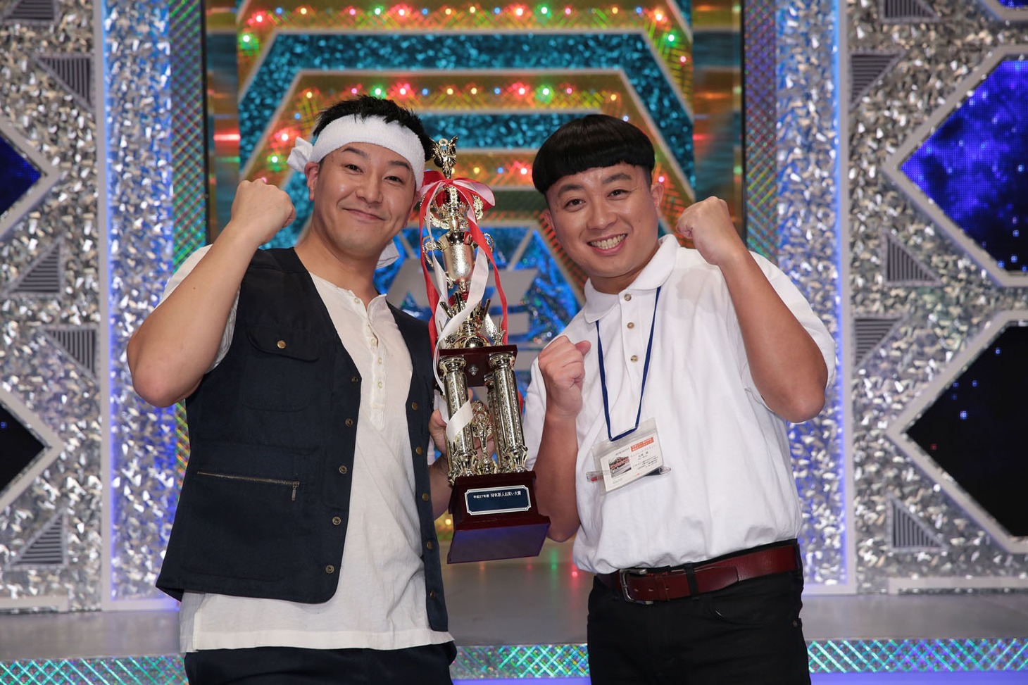 「平成27年度 NHK新人お笑い大賞」で優勝したチョコレートプラネット。(c)NHK