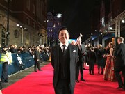 映画「007 スペクター」ロイヤルプレミアに参加したくりぃむしちゅー有田。