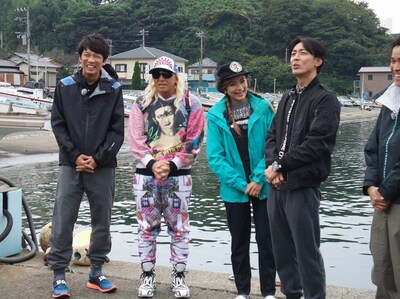 左からTKO木本、DJ KOO、ローラ、ナインティナイン矢部。 (c)日本テレビ