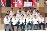 「ダイハツ『キャスト』新プロジェクト発表会」のトーク中の様子。