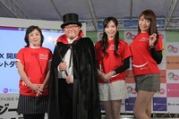 左から大村朋子、カンニング竹山、松本圭世、穂川果音。