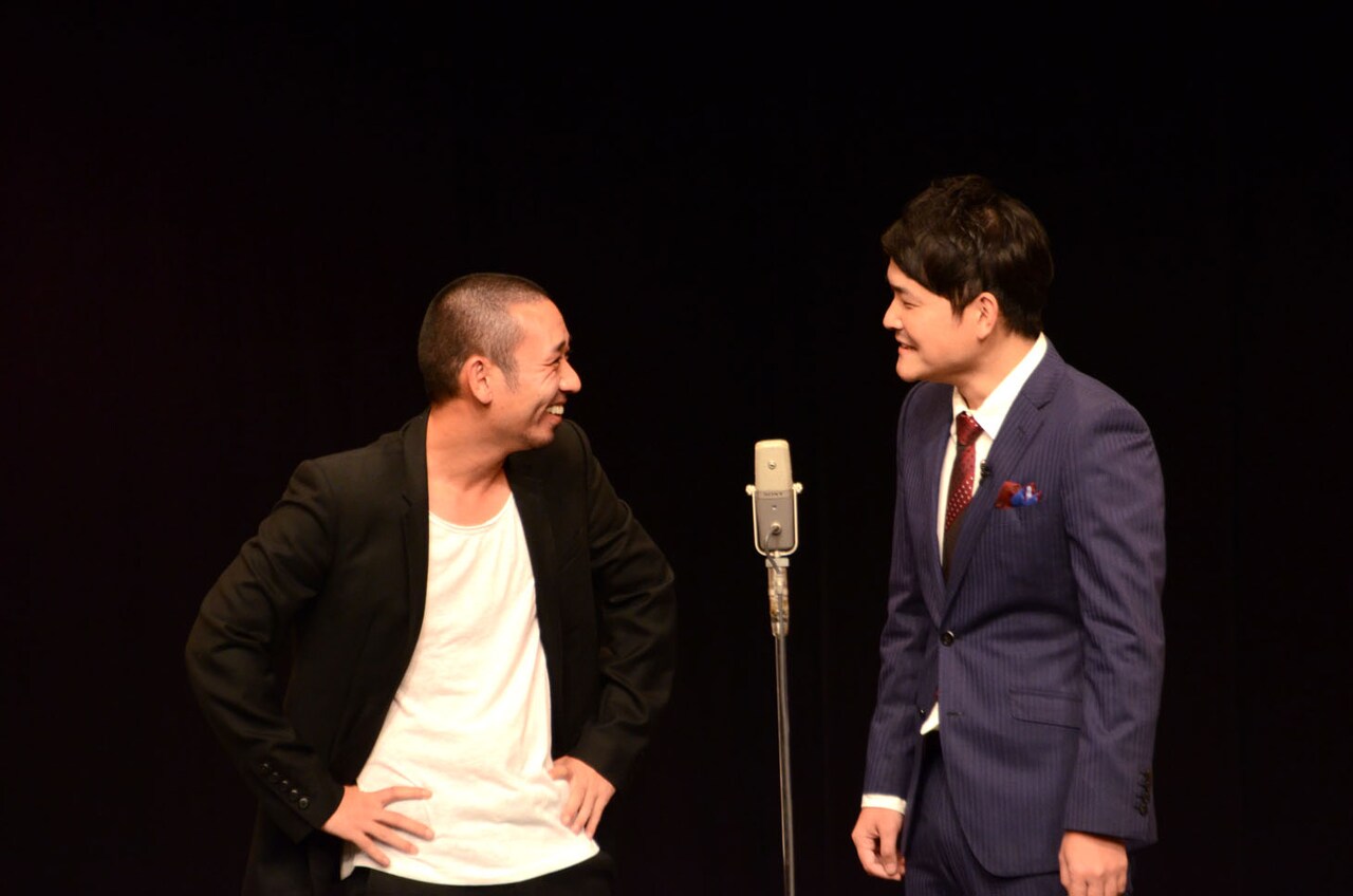 「千鳥の大漫才2015」の様子。