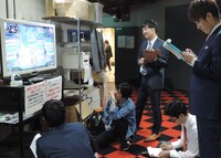 芸人投票の様子。