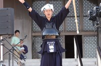 次鋒を務めたオジンオズボーン篠宮。