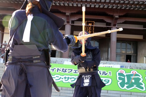 オジンオズボーン篠宮の試合の様子。