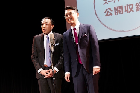 公開収録の様子。