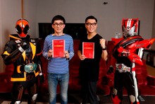 「仮面ライダー×仮面ライダー ゴースト＆ドライブ 超MOVIE大戦ジェネシス」にゲスト声優として参加するシソンヌ。