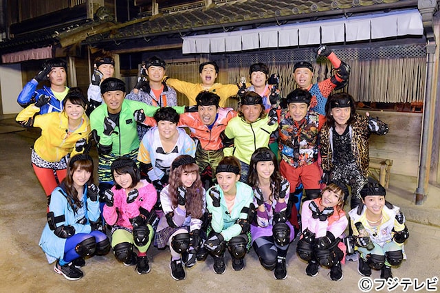 「日曜ファミリア『逃走中～大江戸ヒーローズ 偉人達と駆け抜けろ～』」の出演者たち。(c)フジテレビ