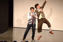 テンション2倍で漫才を展開するアメリカザリガニ。