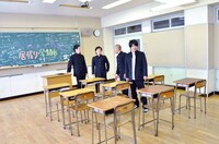 うしろシティとラブレターズ。