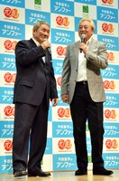 （左から）ビートたけしとガダルカナル・タカ。