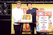 「野性爆弾 20周年記念単独ライブDVD『野性爆弾 初!ネタのみGIG』」の発売記念イベントに登場した野性爆弾。