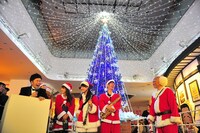 「クリスマスキャンペーン！」発表会見の様子。