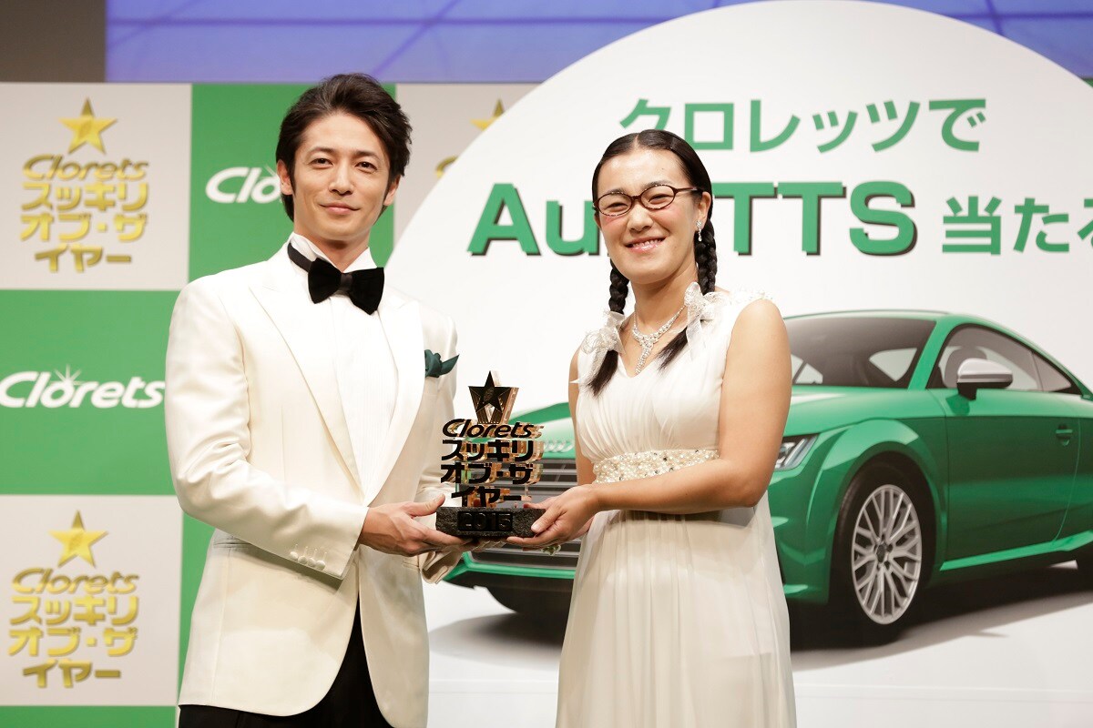 左から玉木宏、たんぽぽ白鳥。
