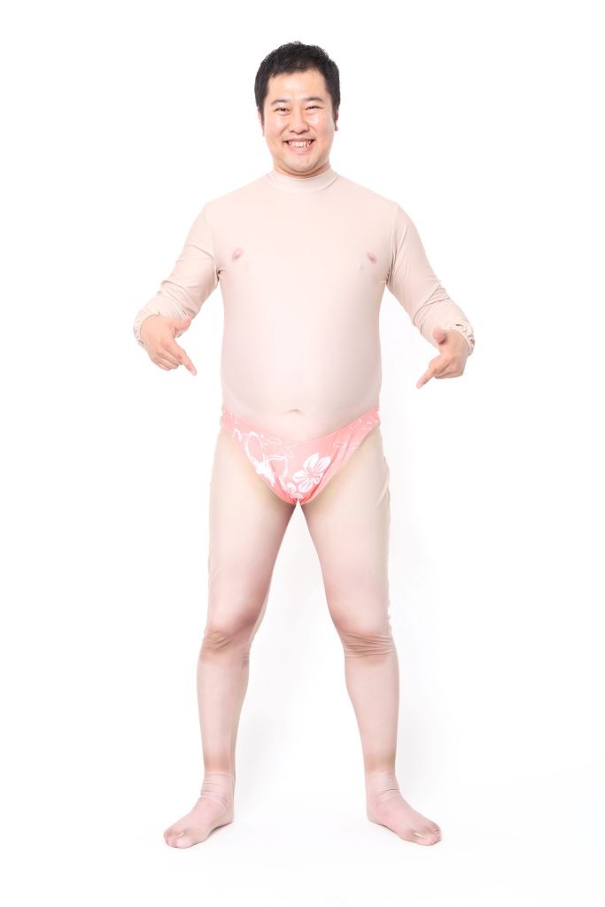 自身の全身タイツを着用したとにかく明るい安村。