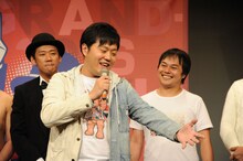 「大好きなベッキーにラーメンを作ってもなかなか食べてもらえない天下一品の木村社長」を試すエハラマサヒロ。