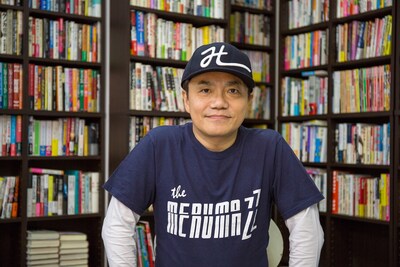 「メルマ旬報.TV」に出演する水道橋博士。