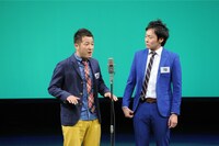 「M-1グランプリ2015」の準決勝でネタを披露する和牛。