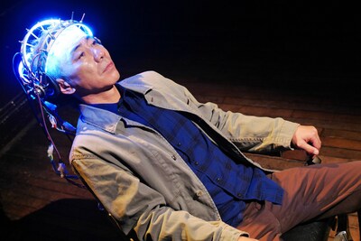 「世にも奇妙な物語」の「思い出を売る男」に出演する木梨憲武。(c)フジテレビ