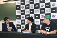 記者会見の様子。(c)DDTプロレスリング