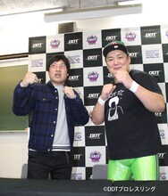 左から、南海キャンディーズ山里、マッスル坂井。