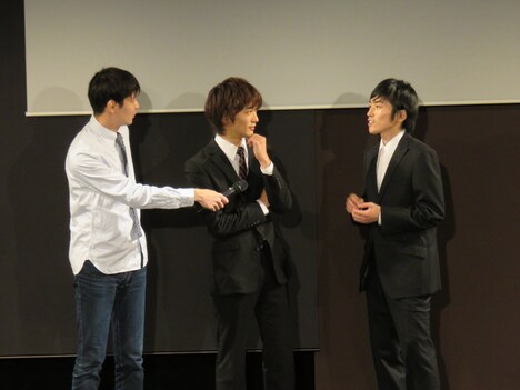 左からPOISON GIRL BAND吉田、ザ・ギース高佐、しずる村上。