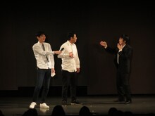 左からPOISON GIRL BAND吉田、東京ダイナマイト松田、しずる村上。