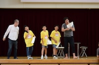 よしもと新喜劇の稽古中の様子。