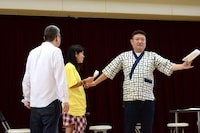 よしもと新喜劇の稽古中の様子。