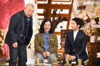 ピースと笑福亭鶴瓶（左）。