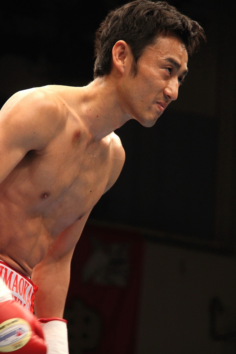 昨年2014年11月26日に行われたボクシングの試合で初のTKO勝利を収めたロバート山本。