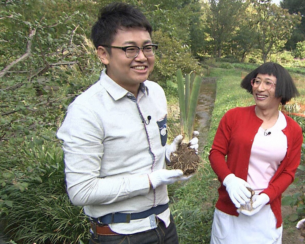 すっちーと銀シャリ橋本が堂本剛と一緒に野菜収穫、冬のバーベキューを堪能