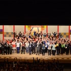 林家正蔵が祝福のなぞかけ「漫才大会」今年もひでやとかねきよのカツラ劇で幕