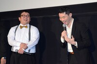 左から、Wエンジン・チャンカワイ、キングオブコメディ今野。