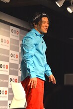 新ネタを披露する永野。