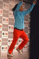 新ネタを披露する永野。