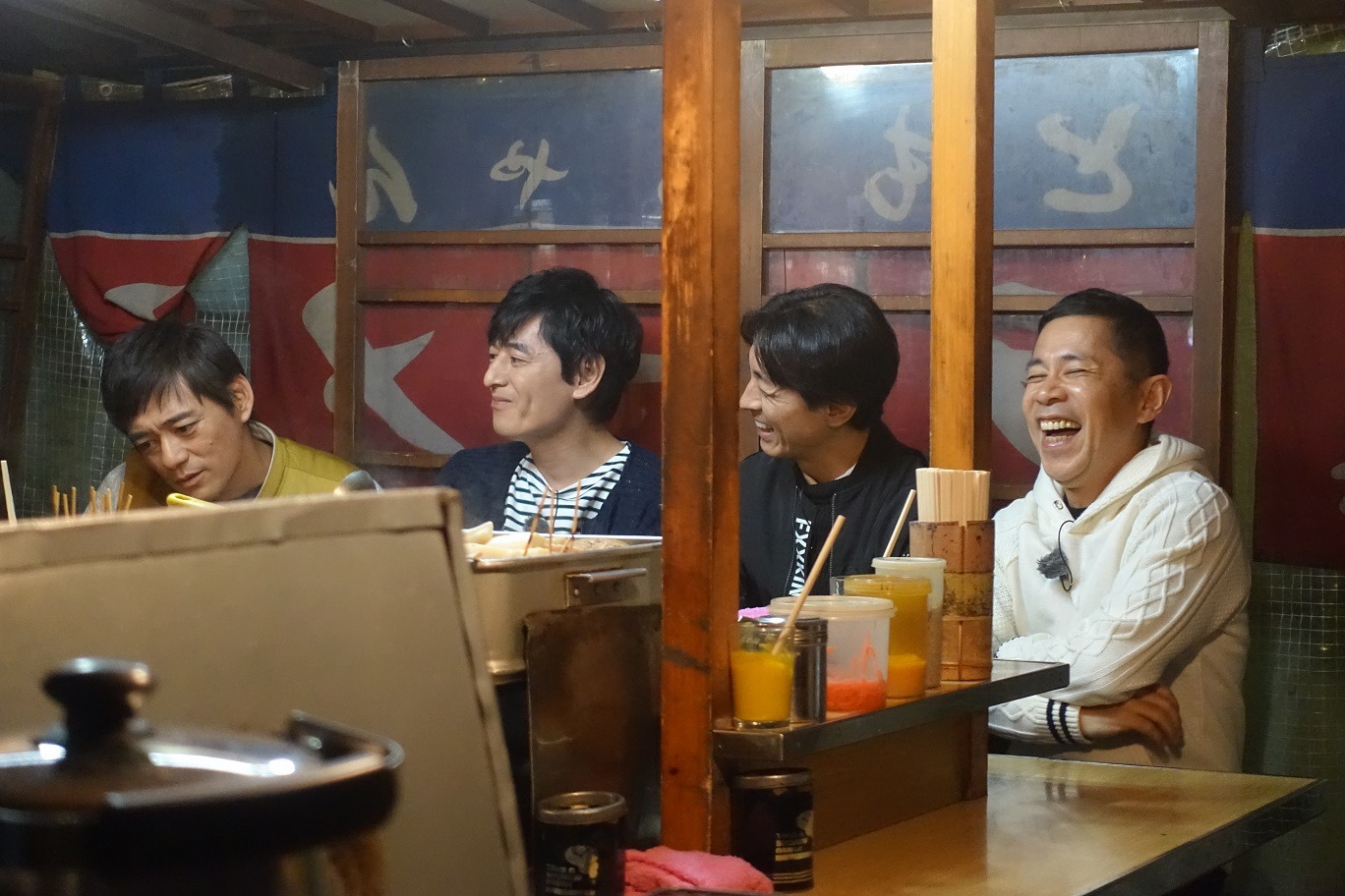 「華丸・大吉25周年記念祝いめでたSP」同期座談会の様子。(c)テレビ西日本