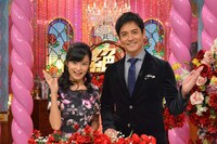 アシスタントの小島瑠璃子、MCの沢村一樹。(c)読売テレビ