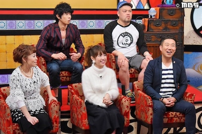 「メッセンジャーの○○は大丈夫なのか？」のワンシーン。(c)MBS