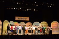 「新人内さまライブ チャンピオン大会2015」の様子。